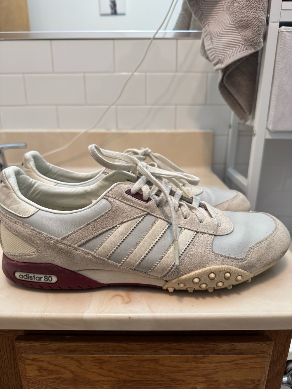 Vintage adidas Adistar 80 men’s  Sneakers in Cream and Burgundy